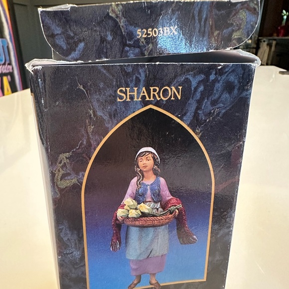Fontanini vintage nativity figure - Sharon the market merchant - Picture 6 of 9
